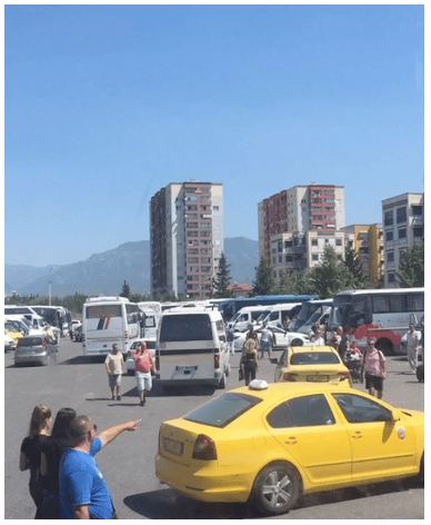 The road to Durrës